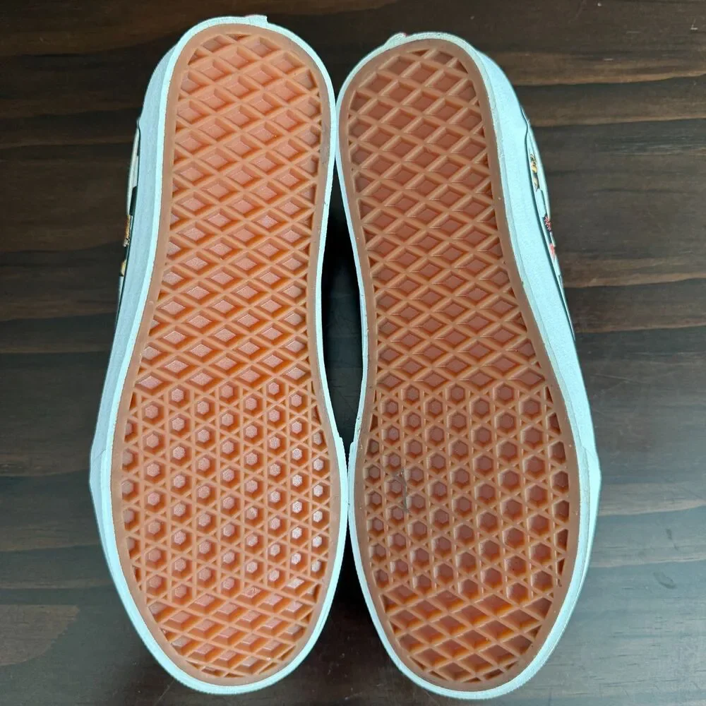 Size 8.5 - Vans® Ward Checkerboard Butterfly Low Top Lace-up Sneakers - Missy